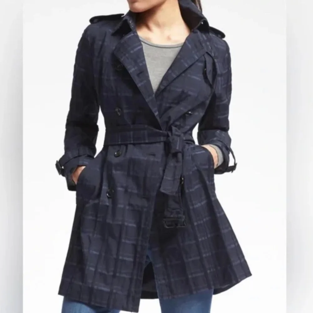 Banana Republic Women's Mid Length Madra Plaid Trench Coat - Small